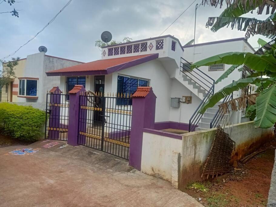 Yelagiri Ram Cottage @Home With Kitchenette Full Exterior photo